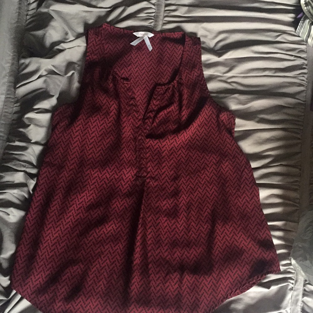 2/$5 Candie’s Long tank-burgundy and black pattern